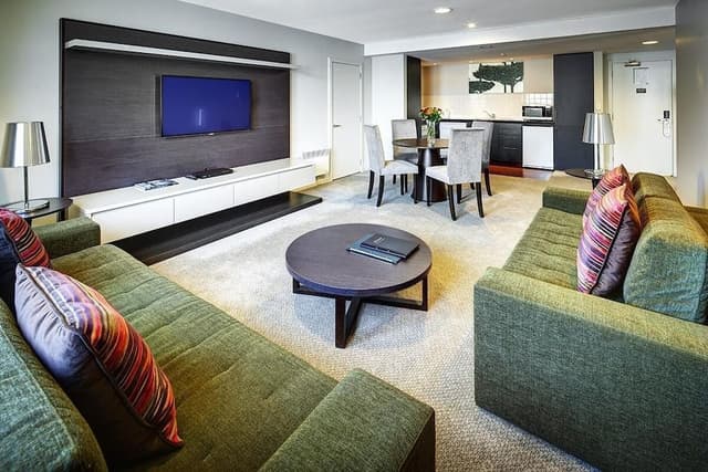 1 Bedroom Apartment with Lake View