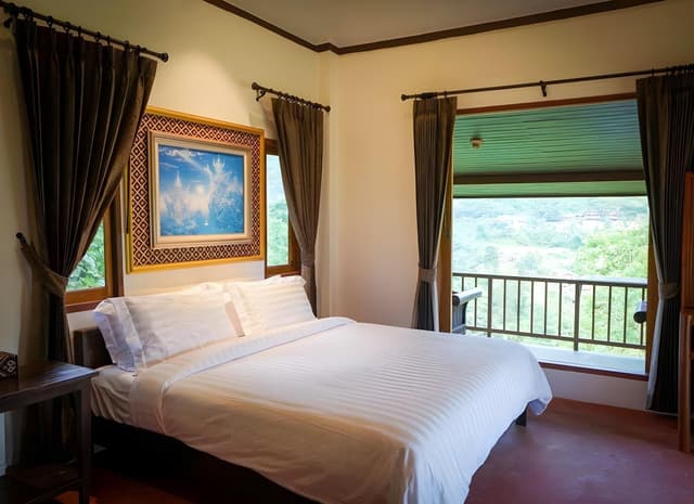 Double Suite with Balcony - Non-Smoking