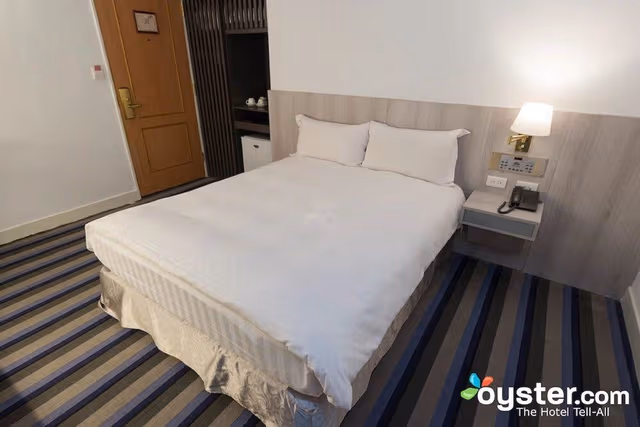 Standard Double Room, No Window, Room Only