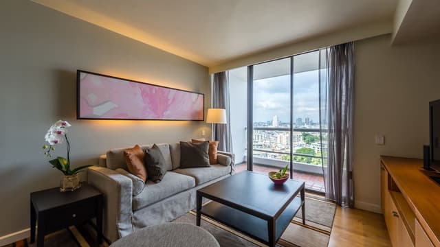 Grand Deluxe 1-Bedroom King