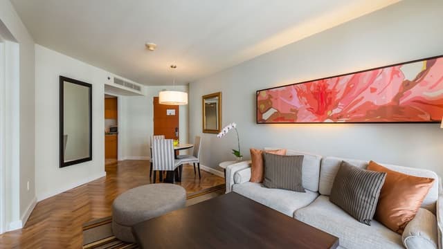 Grand Deluxe 1-Bedroom King