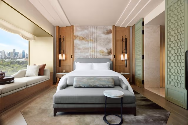 Club Room, 1 King Bed, Park View (High Floor, Club Access)
