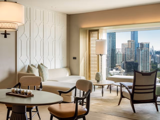 Club Suite, 1 King Bed, Park View (High Floor, Club Access)