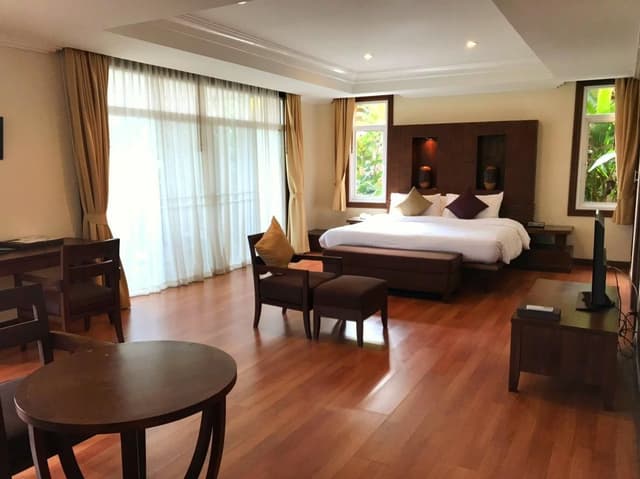 Standard Suite