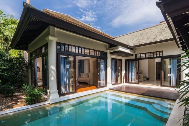 Family Pool Villa Suite