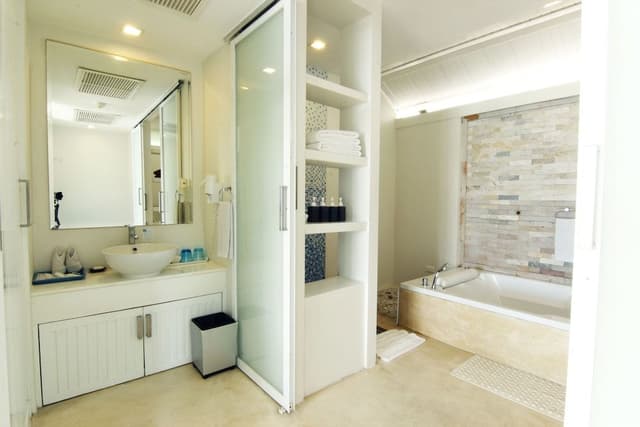 Ocean Pool Villa
