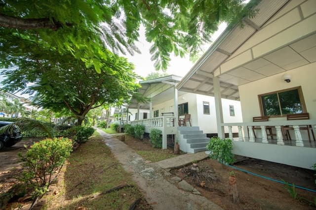 Deluxe Bungalow