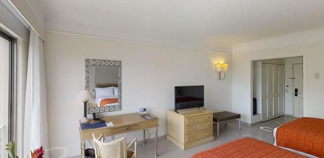 Standard Queen Room
