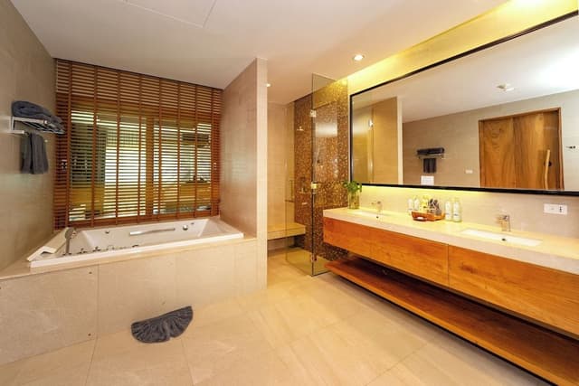 Tropical Pool Villa