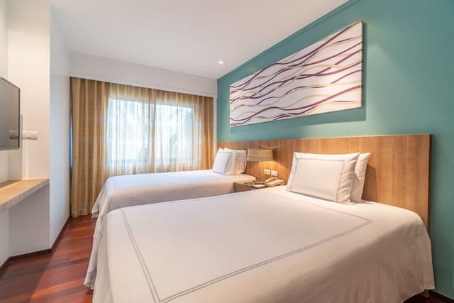 Suite, 2 Bedrooms, Terrace, Pool View