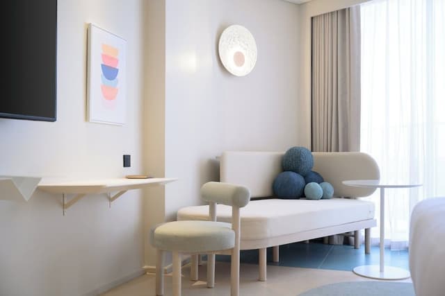 Superior Twin Room, City View