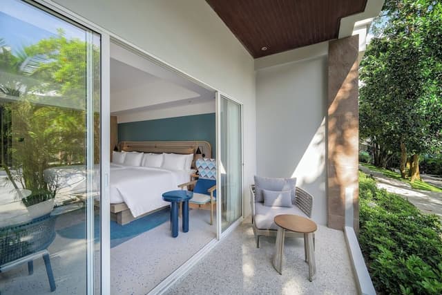 Premium Room, 2 Double Beds, Pool View (Deluxe)