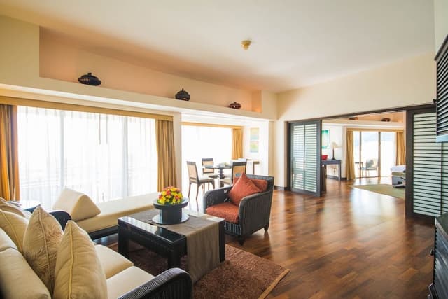Executive Suite