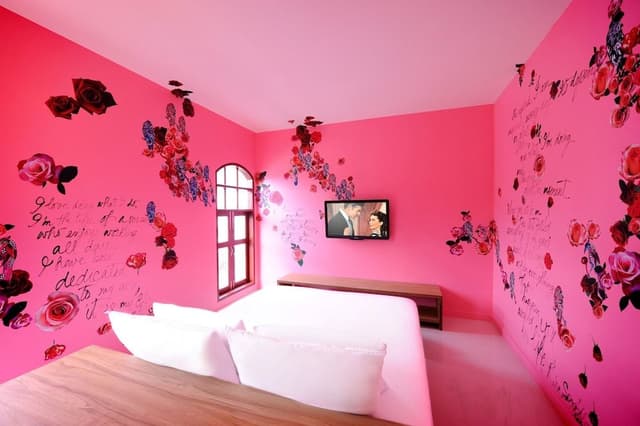 Deluxe Room with Window