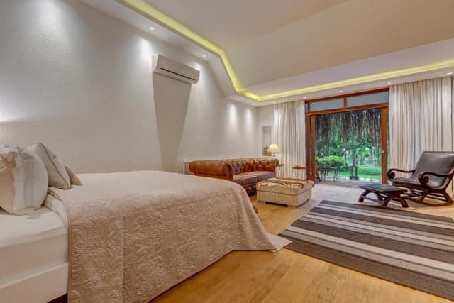 Super Deluxe Double Room