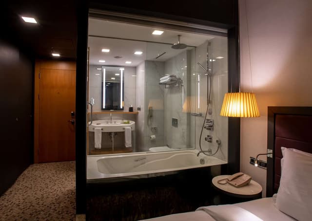 KING JUNIOR SUITE ROOM WITH SEA VIEW