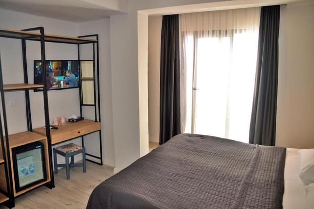 Standard Double or Twin Room with Side Sea View