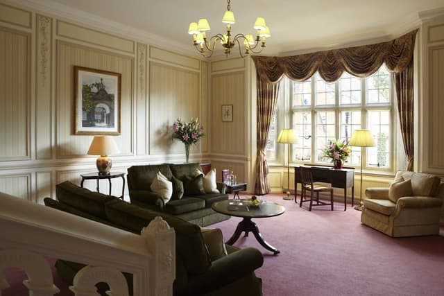 Suite (Master)