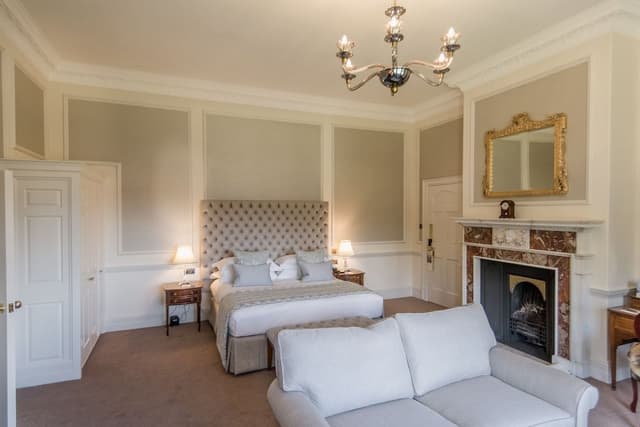 Suite (Mansion)