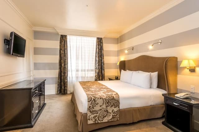 Suite Two Double Beds King