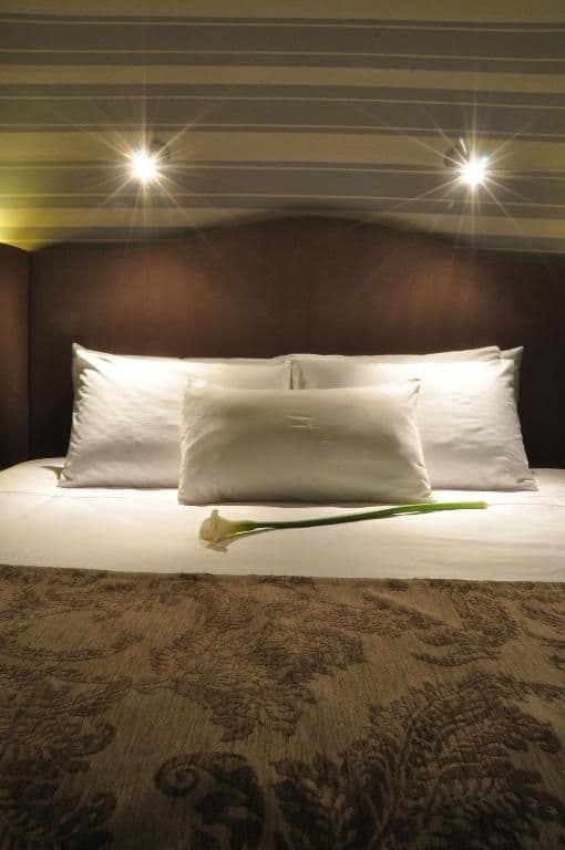 Suite Two Double Beds King