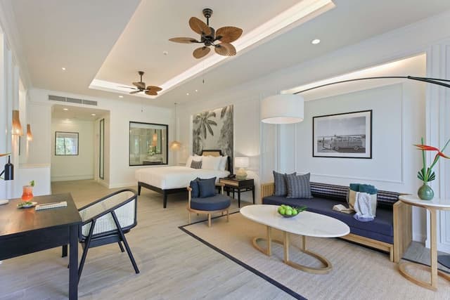 Club Room, 1 King Bed, Terrace (Garden)
