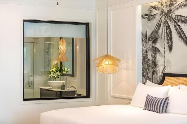 Club Room, 1 King Bed, Terrace (Garden)