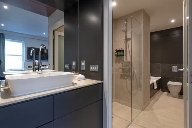 Castle View Suite