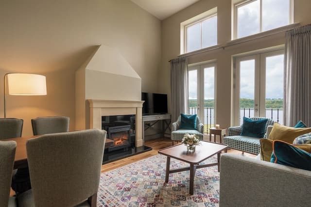 Luxury Double or Twin Room, Lake View (Lodge)