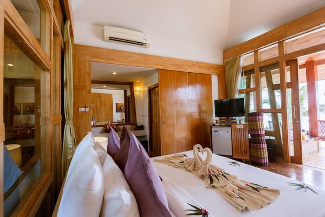 Honeymoon Beach Front Bungalow