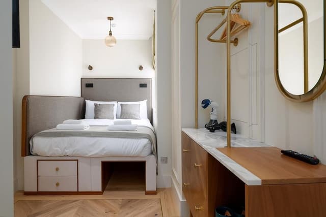 Apartment (Standard Room)