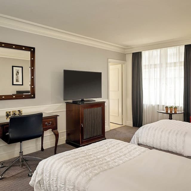 Superior Twin Room