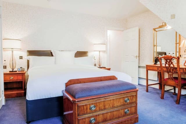 Queen Mary Suite