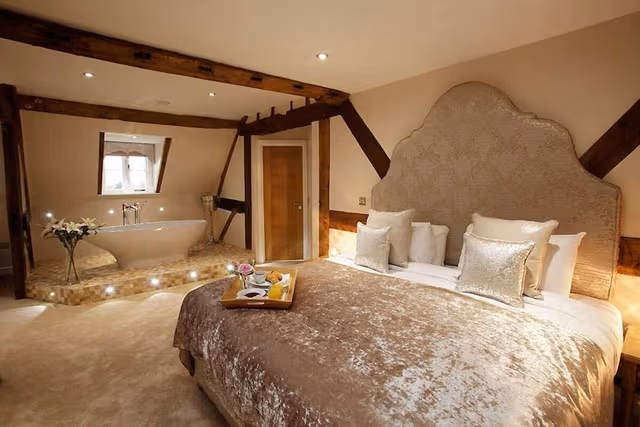 Suite, 1 Double Bed, Kitchen, Golf View (Full Kitchen)