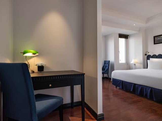 Deluxe Room, Balcony, City View