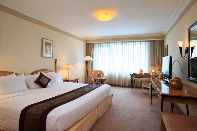 Deluxe Room King Bed