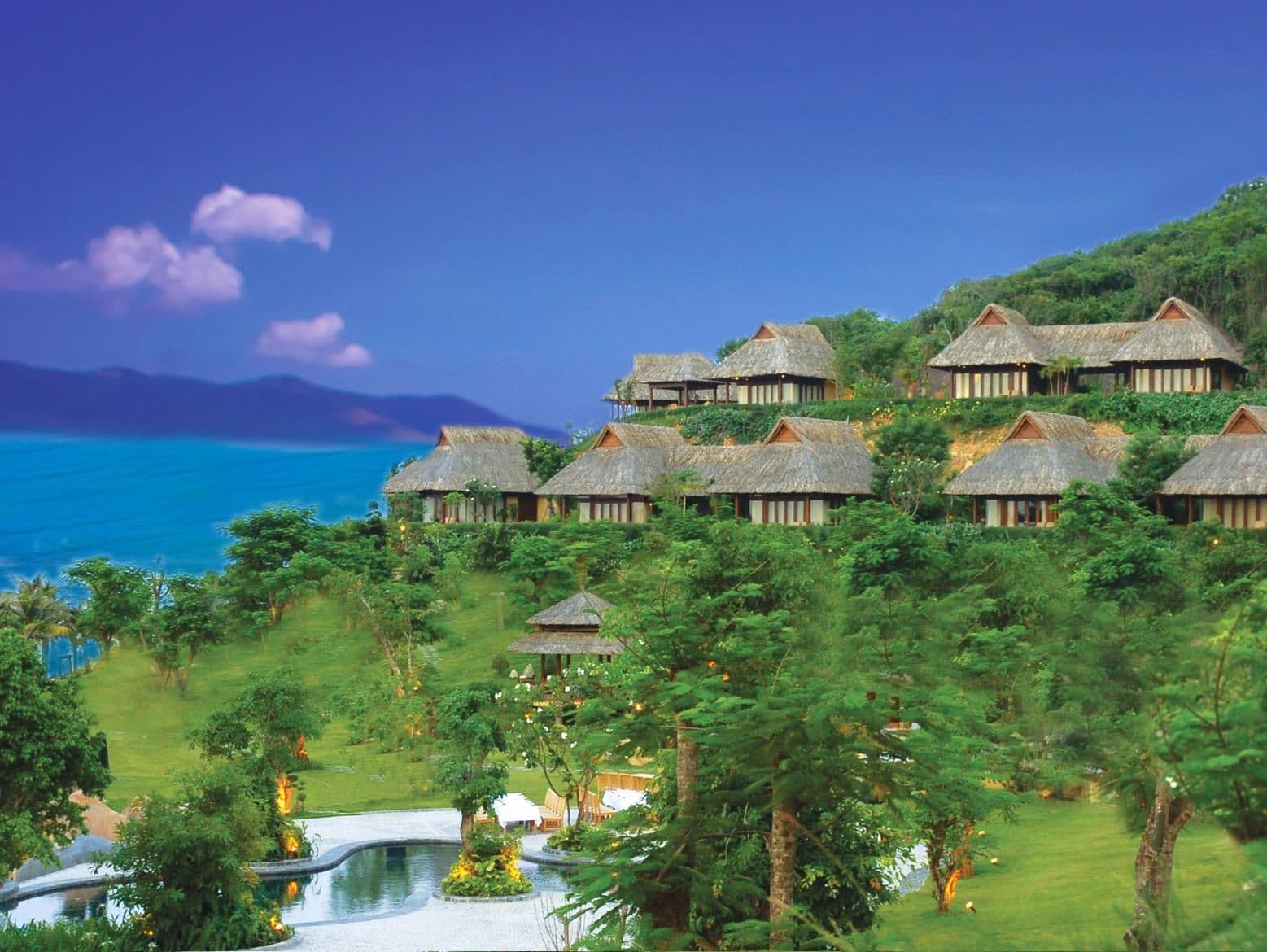 Hon Tam Resort (former name Merperle Hon Tam Resort) Hon Tam Resort (former name Merperle Hon Tam Resort)