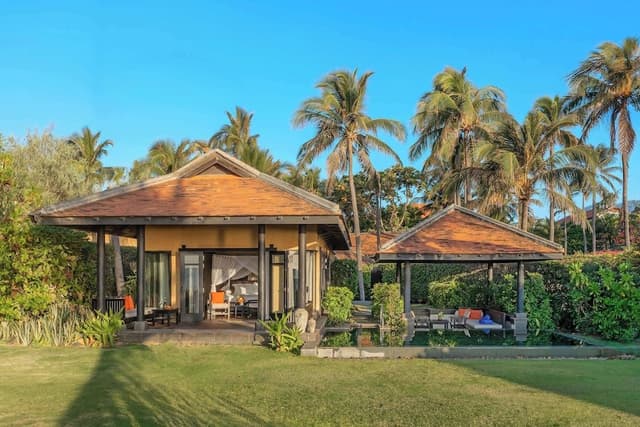 1 Bedroom Beachfront Pool Villa