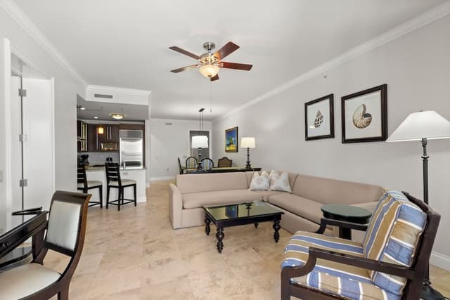 Ocean Front 1BR Suite with Direct Beach Access