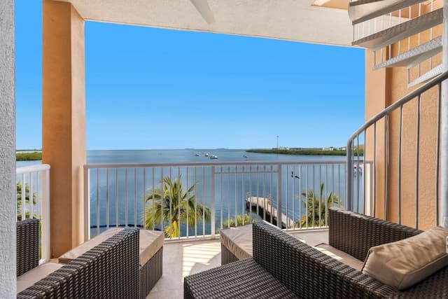 Ocean Front 2BR Residence