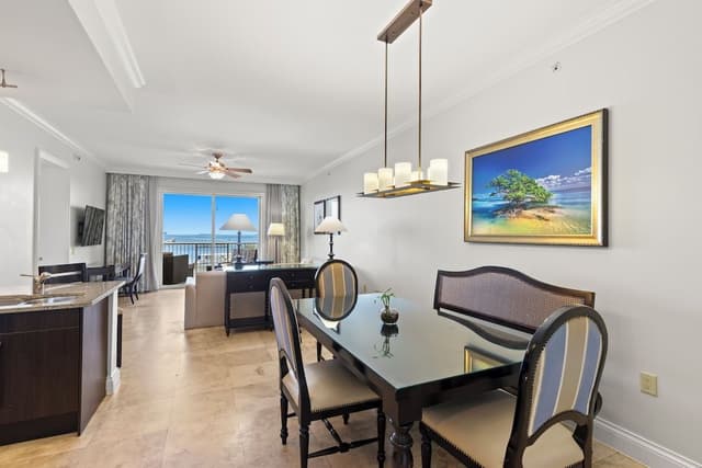 Ocean Front 3BR Presidential Suite