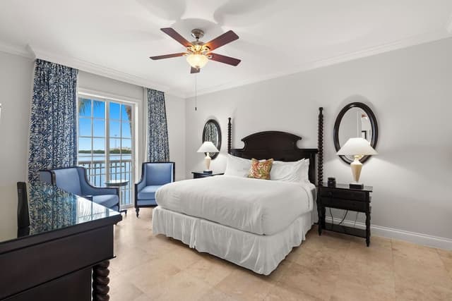 Ocean Front 1BR Suite with Direct Beach Access