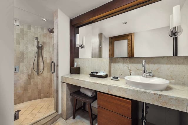 Room, 1 King Bed, Oceanfront