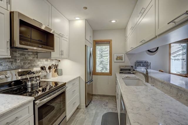 Premier Condo, 1 Bedroom