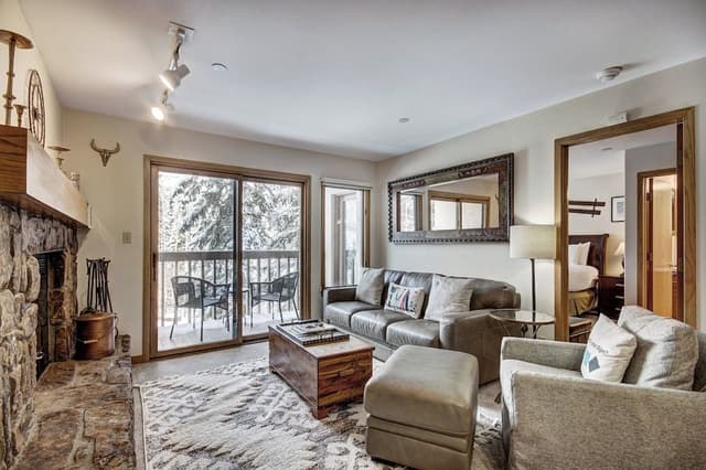 Condo, 2 Bedrooms