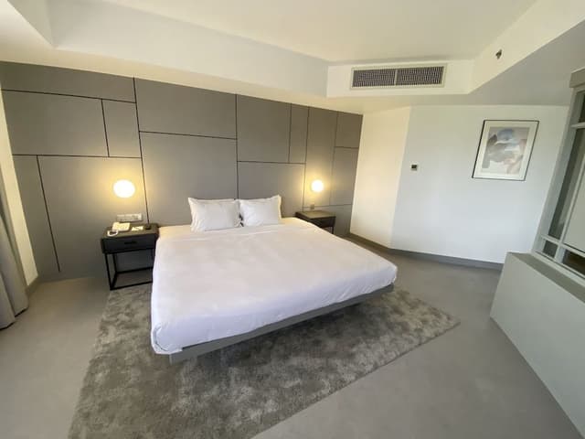 Executive Suite