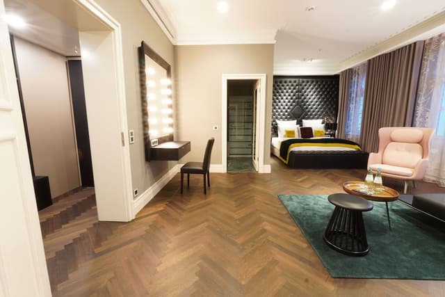 Brockhaus Suite