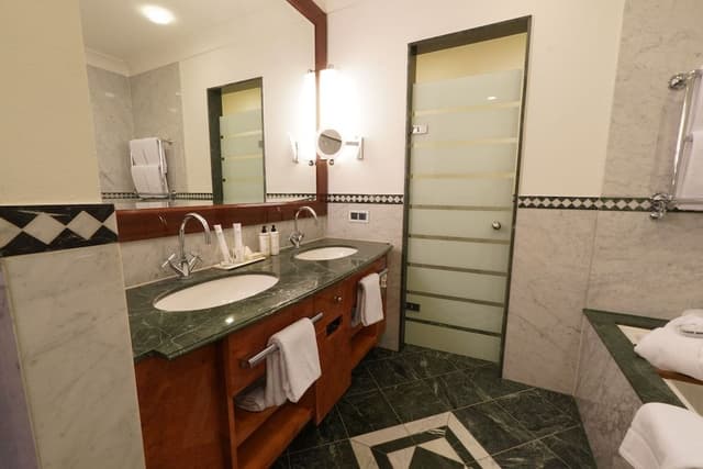 Brockhaus Suite