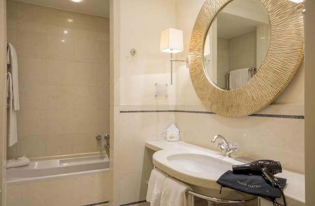 Classic Double Room, 1 King Bed
