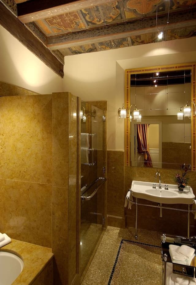 Deluxe Suite, 2 Bedrooms, Smoking